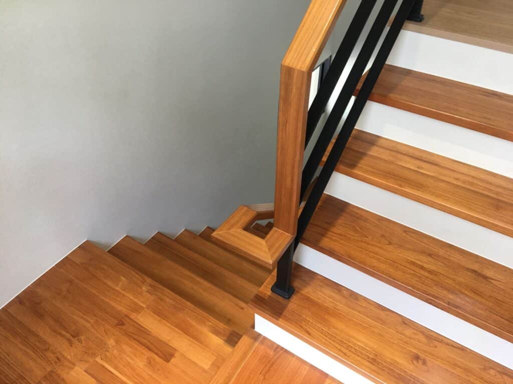 How Custom Bent Luxury Vinyl Plank Stair Treads & Nosings Benefit Flooring Contractors